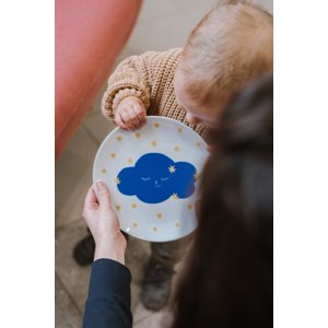 Dětský porcelánový mělký talířek Na kutě